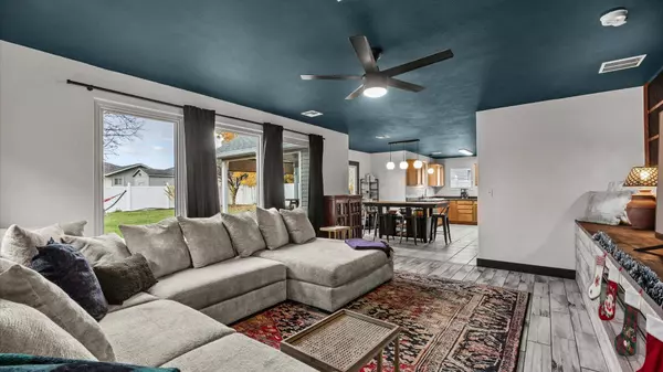 639 Mt Julian Drive, Grand Junction, CO 81504