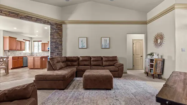 1004 Red Canyon Avenue, Fruita, CO 81521