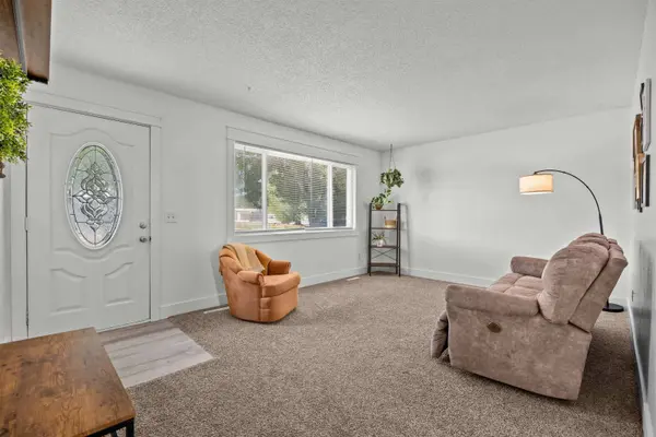 744 E Rio Blanco Avenue, Rangely, CO 81648-3210