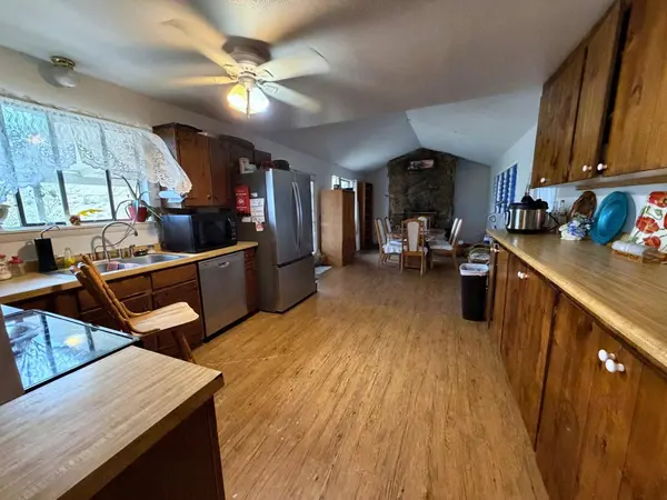 22563 Oatman Road, Eckert, CO 81418