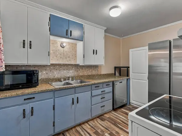 212 Cottonwood Drive, Rangely, CO 81648-2806