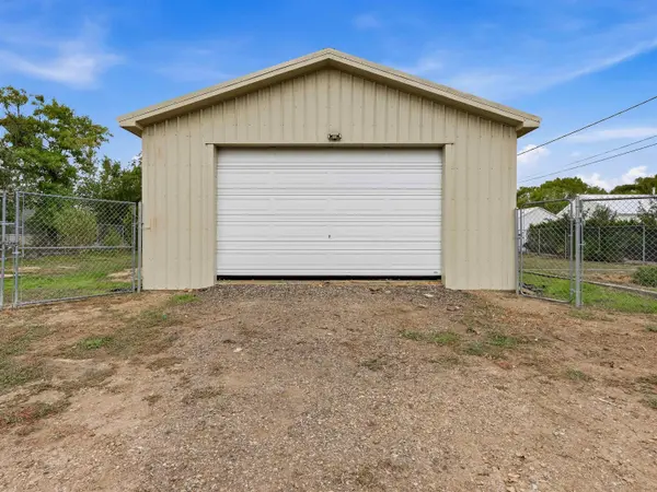 212 Cottonwood Drive, Rangely, CO 81648-2806