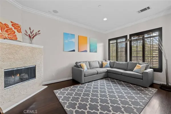 721 E Olive AVE, Burbank, CA 91501