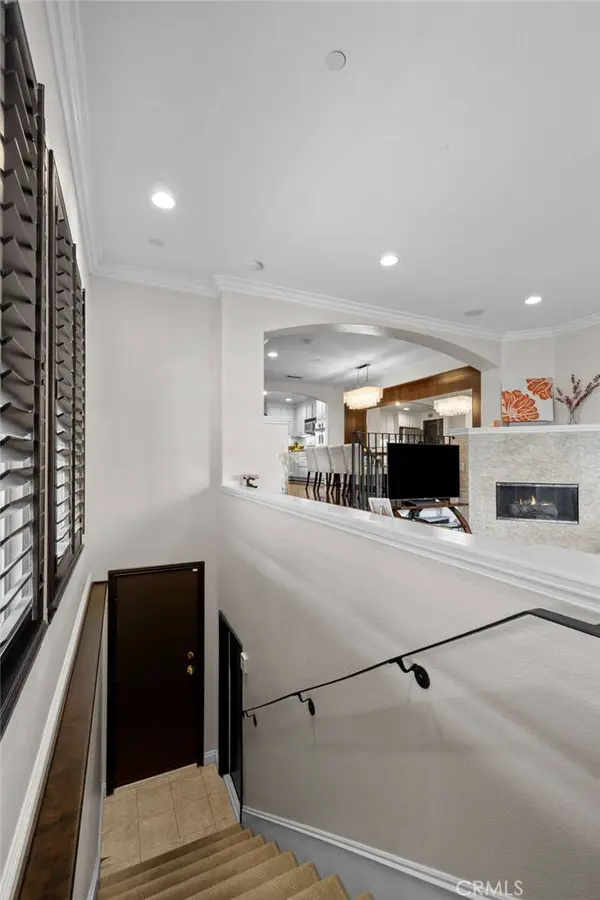 721 E Olive AVE, Burbank, CA 91501