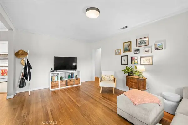 304 S Lomita, Burbank, CA 91506