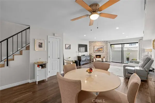 545 E Cypress #F, Burbank, CA 91501