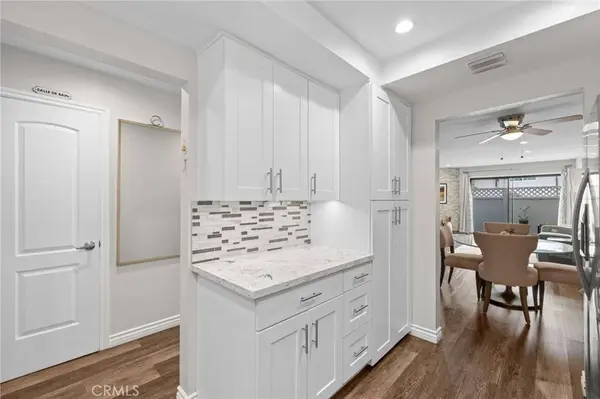 545 E Cypress #F, Burbank, CA 91501