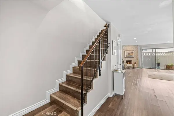 545 E Cypress #F, Burbank, CA 91501