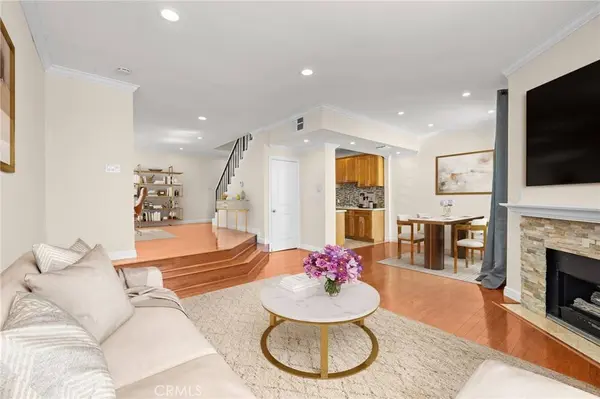 528 E. San Jose Ave #110, Burbank, CA 91501