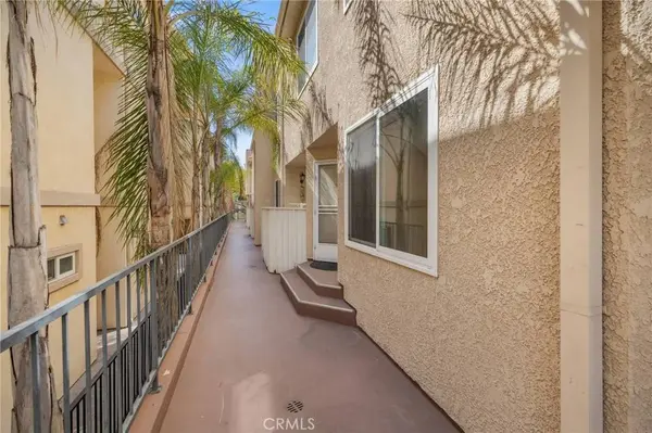 528 E. San Jose Ave #110, Burbank, CA 91501
