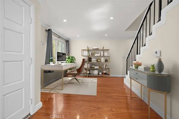528 E. San Jose Ave #110, Burbank, CA 91501