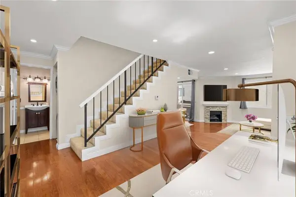 528 E. San Jose Ave #110, Burbank, CA 91501