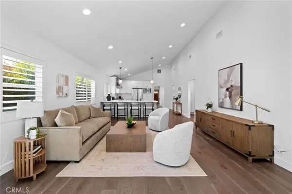 827 N Lamer, Burbank, CA 91506