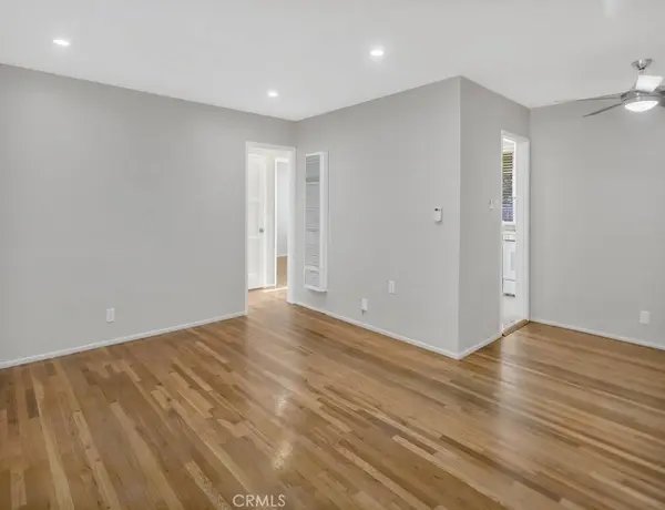 557 Rosemary LN, Burbank, CA 91505