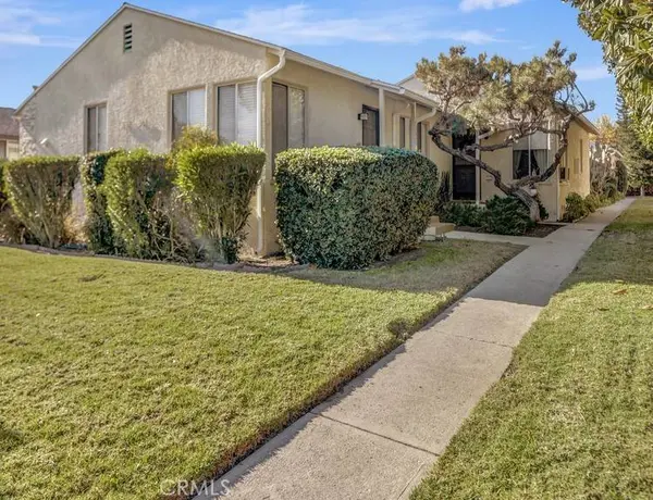 557 Rosemary LN, Burbank, CA 91505