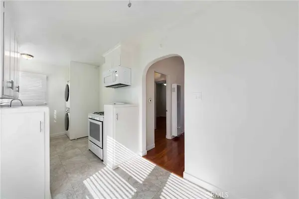 241 1/2 Cordova ST, Burbank, CA 91505