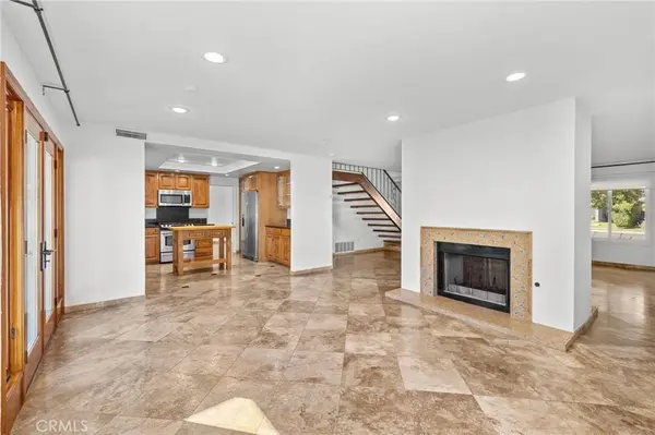 6232 Hesperia AVE, Encino, CA 91316