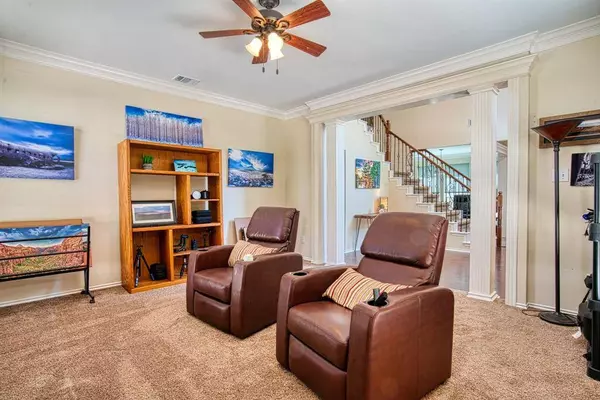 1727 Parkwood Drive, Grapevine, TX 76051