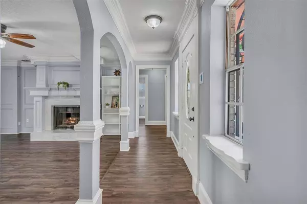 4109 Twin Falls Street, Irving, TX 75062