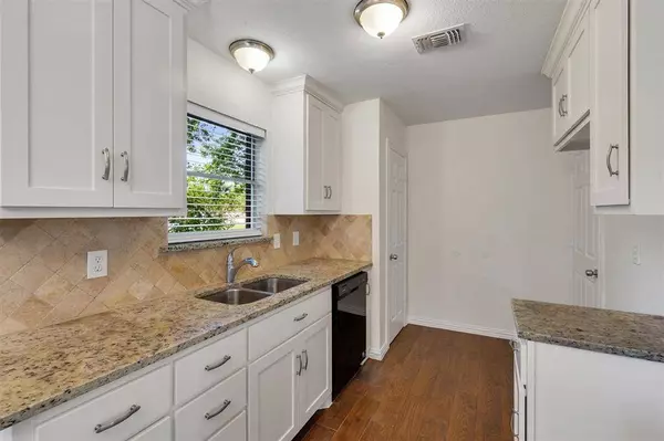 7711 Leigh Ann Drive, Dallas, TX 75232