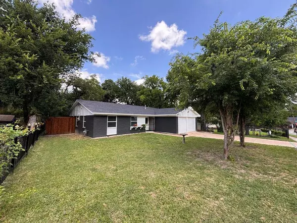 7711 Leigh Ann Drive, Dallas, TX 75232