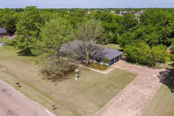 1309 Dixie Lane, Waxahachie, TX 75165