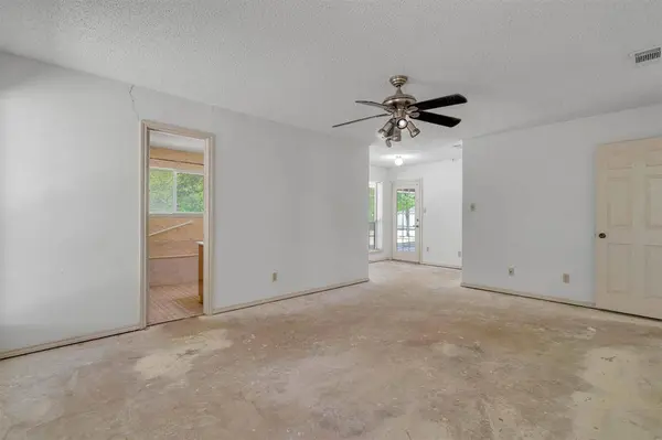 1309 Dixie Lane, Waxahachie, TX 75165