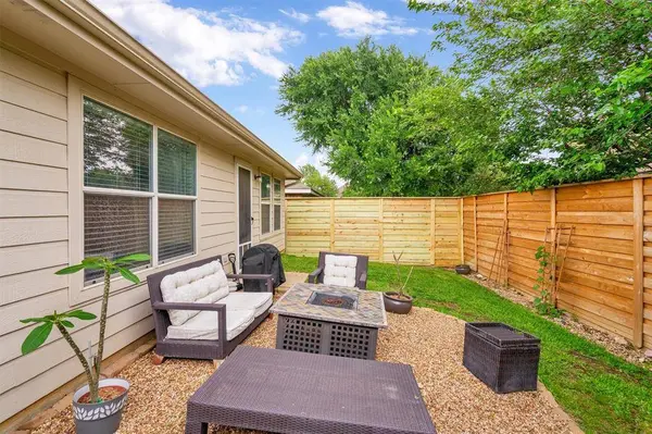11828 Cottontail Drive, Fort Worth, TX 76244