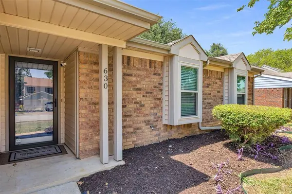 630 Berkley Drive, Grapevine, TX 76051