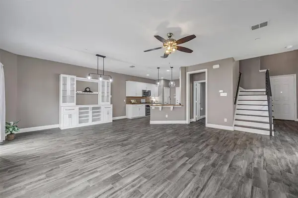 399 Teague Drive, Lewisville, TX 75067