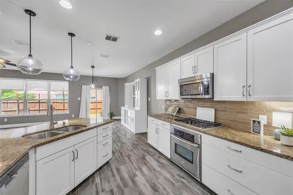 399 Teague Drive, Lewisville, TX 75067