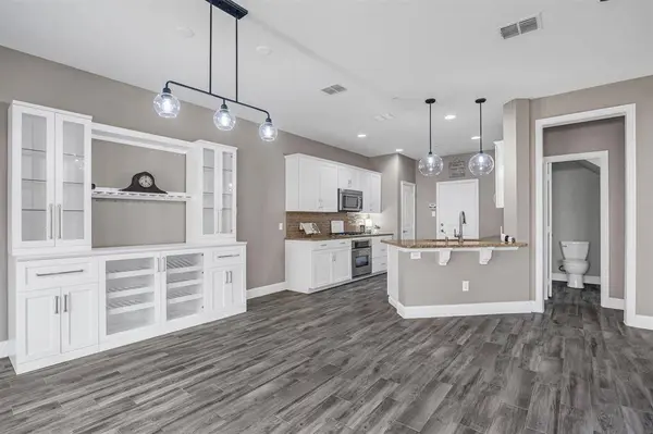 399 Teague Drive, Lewisville, TX 75067
