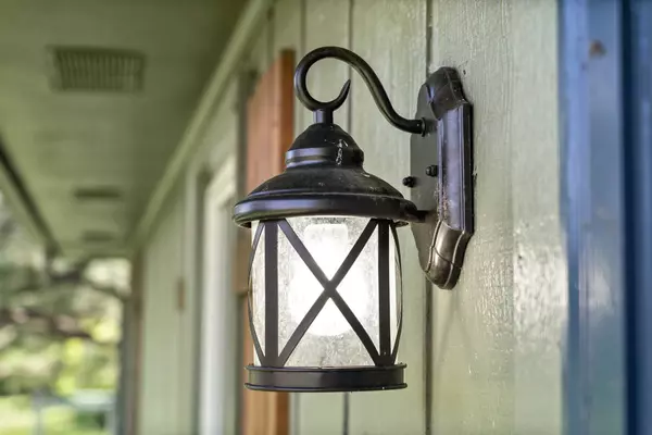 558 Bumpus Rd, Cunningham, TN 37052