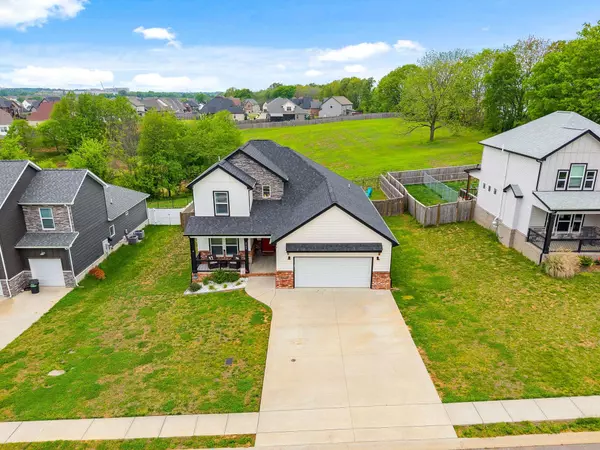 2700 Remington Trce, Clarksville, TN 37043