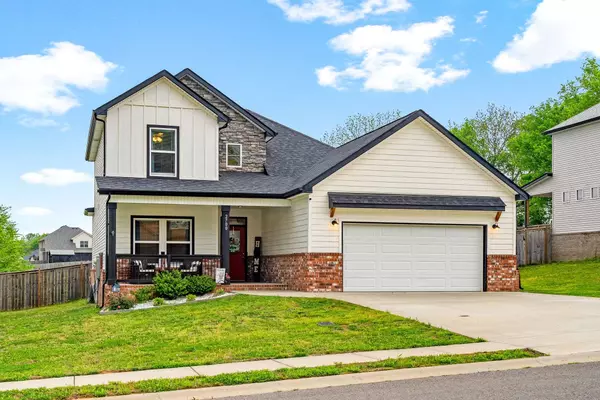 2700 Remington Trce, Clarksville, TN 37043