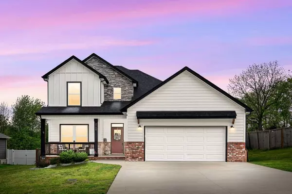 2700 Remington Trce, Clarksville, TN 37043