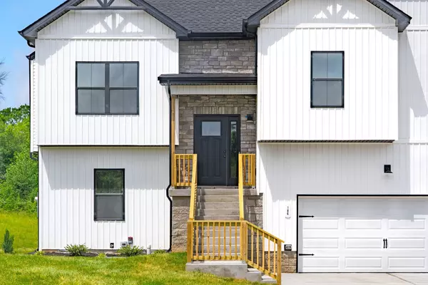 186 Dewberry Ct, Clarksville, TN 37042