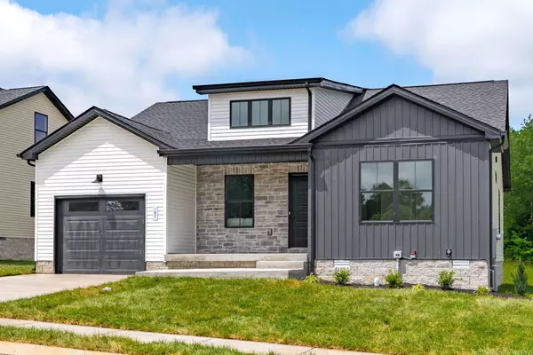 201 Dewberry Ct, Clarksville, TN 37042