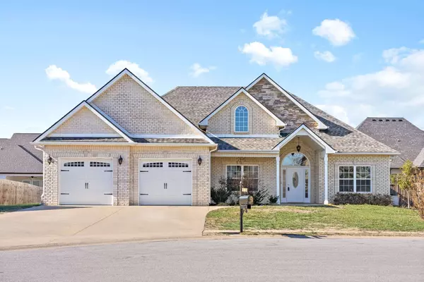 416 Veronica Ct, Clarksville, TN 37043