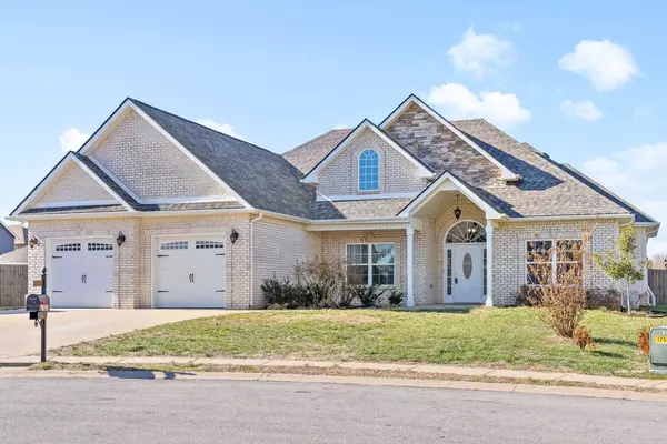 416 Veronica Ct, Clarksville, TN 37043
