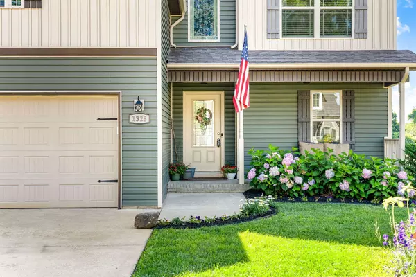 1328 Sussex Dr, Clarksville, TN 37042