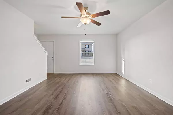 3277 Tower Dr #E, Clarksville, TN 37042