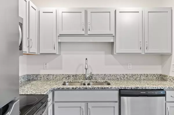 3277 Tower Dr #E, Clarksville, TN 37042