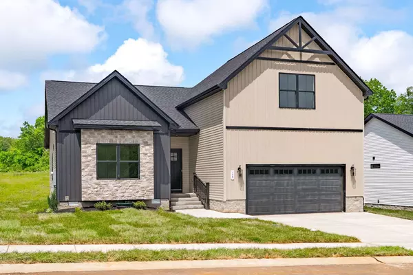 178 Dewberry Ct, Clarksville, TN 37042