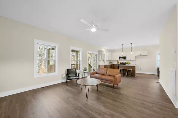 190 Dewberry Ct, Clarksville, TN 37042