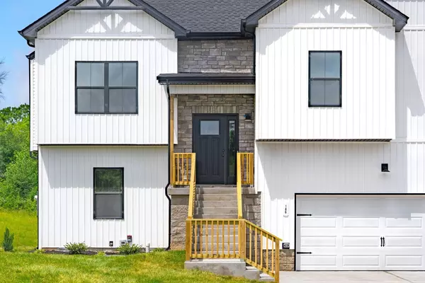 197 Dewberry Ct, Clarksville, TN 37042