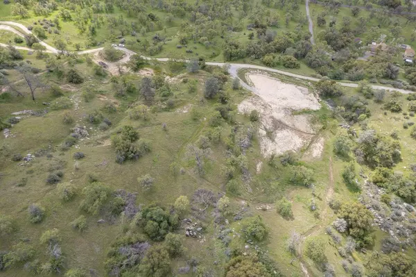 0 Aunt Julia, Auberry, CA 93602