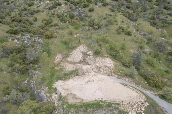 0 Aunt Julia, Auberry, CA 93602