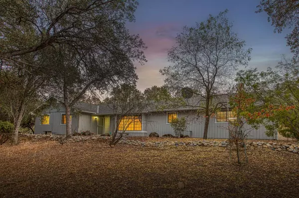 43376 Crystal Springs WAY, Coarsegold, CA 93614