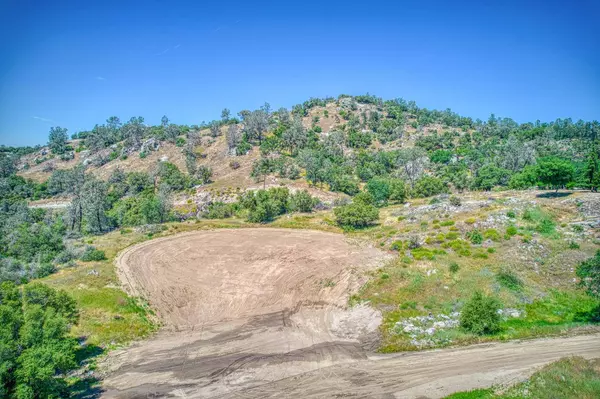 0 Country Oak, Prather, CA 93651